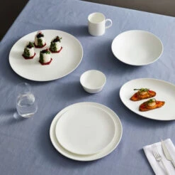 Wedgwood Gio Dinner Plate, White -Quality Tableware Store Gio16E de96ad86 4874 4873 bb65 f50fa6473d3c