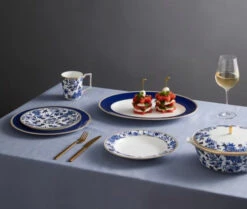 Wedgwood Hibiscus Accent Plate, 9 Inch -Quality Tableware Store HibiscusRS5