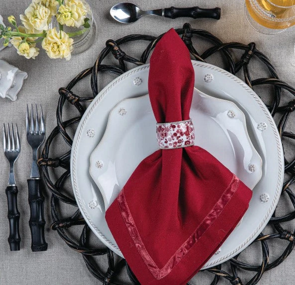 Juliska Berry & Thread Whitewash Dinner Plate 5 Juliska Berry & Thread Whitewash Dinner Plate - Image 3