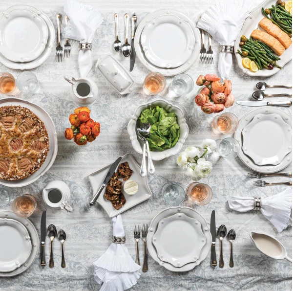 Juliska Berry & Thread Whitewash Dinner Plate 6 Juliska Berry & Thread Whitewash Dinner Plate - Image 4