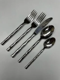 Metropolitan By Holister Flamingo (Calypso) 20 Piece Flatware Set Service For 4 (Towle)