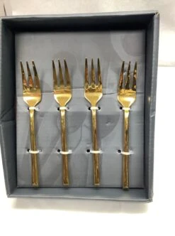 Prestige Metropolitan Slice 4 Pc. Dessert Flatware -Quality Tableware Store prestigeslicedessertforksgold