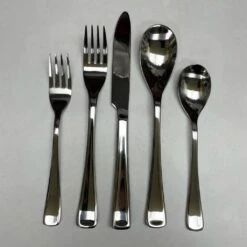 Royal Doulton Resonance Flatware, Service For 4