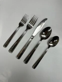 Royal Doulton Spectrum 20 Piece Service For 4